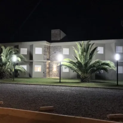 Vista de la fachada del Hotel